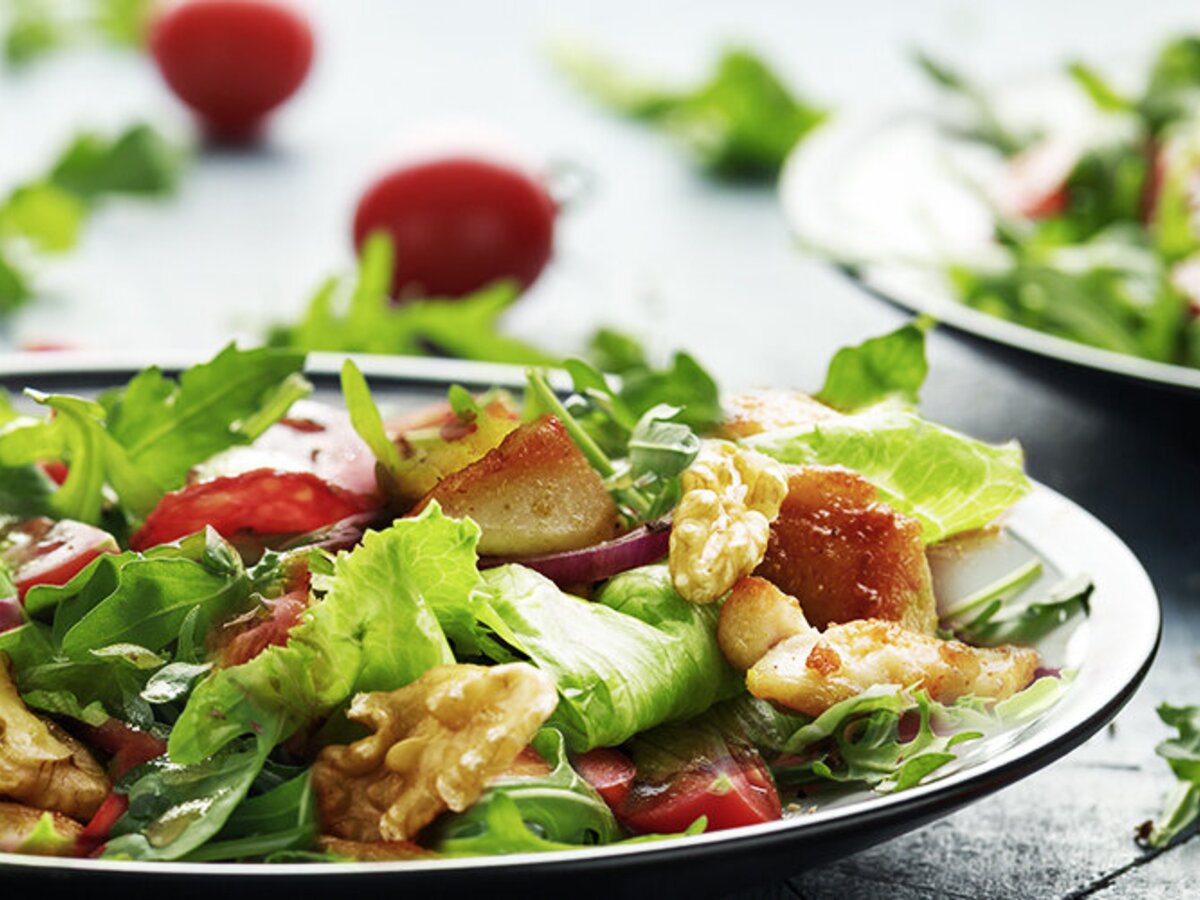 Fitness-Salat mit fruchtigem Frischkäse-DressingEine köstlich bunte ...