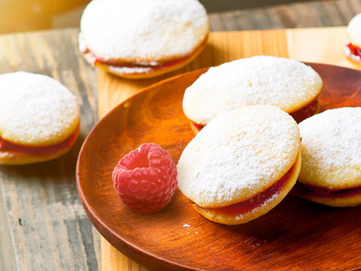 Gefüllte Himbeer-Butterplätzchen : Rezepte